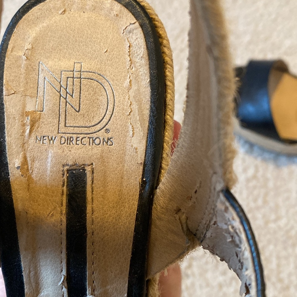 New Directions Wedges - Picture 7 of 7